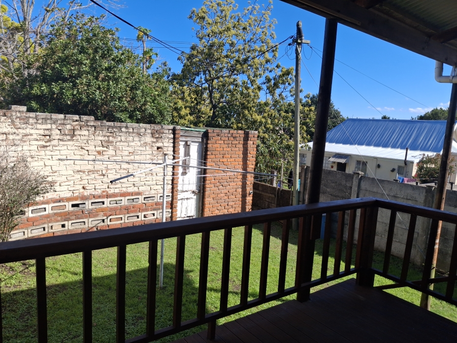 To Let 1 Bedroom Property for Rent in Cambridge Eastern Cape